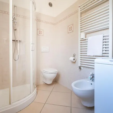Διαμέρισμα Fontana W/ Private Garden *