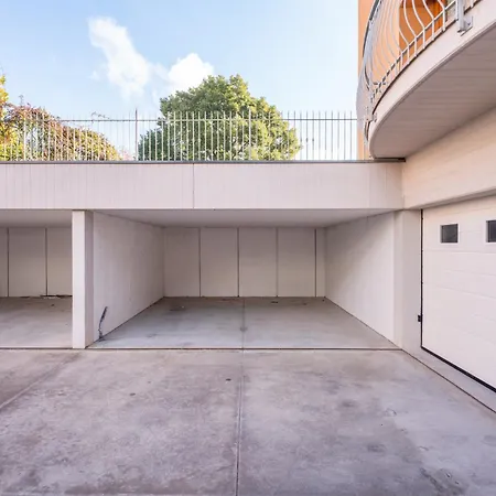 Fontana W/ Private Garden *