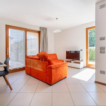 Διαμέρισμα Fontana W/ Private Garden Ρίβα ντελ Γκάρντα